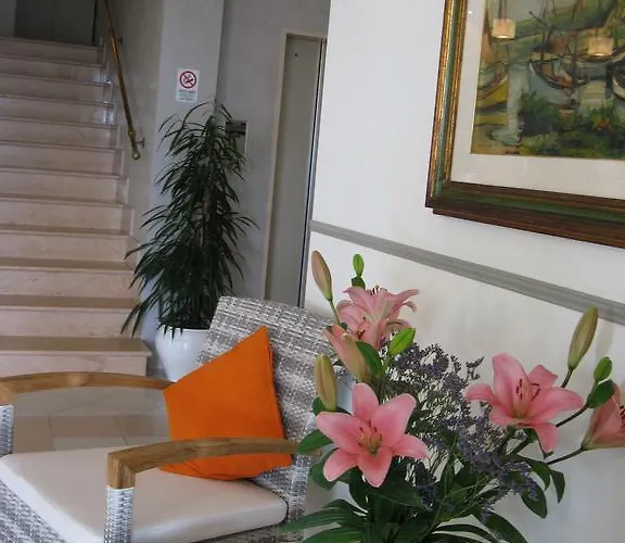 罗萨蒂酒店 里米尼